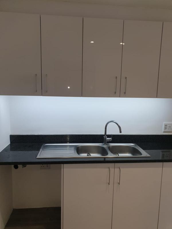 To Let 1 Bedroom Property for Rent in Cape Town Western Cape